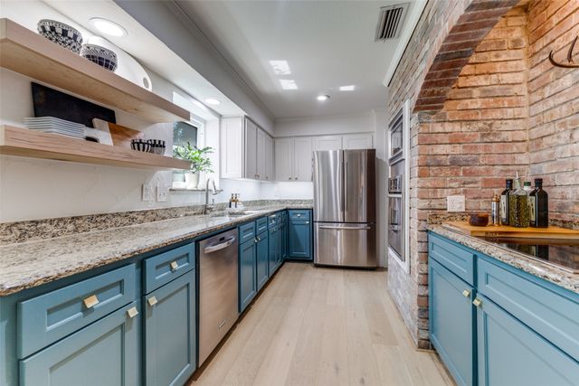 8034 Westover Drive, Dallas, TX 75231