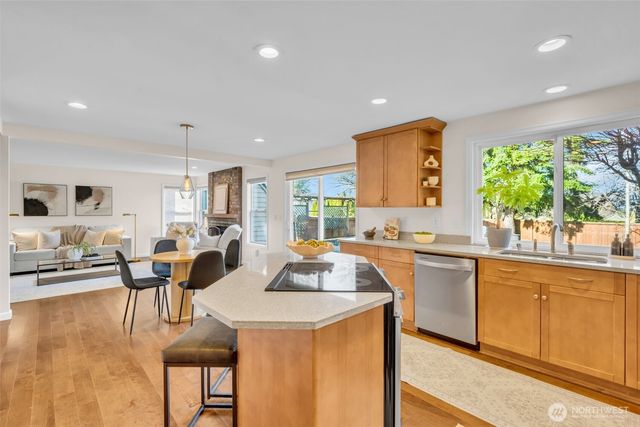 2411 240th Street SE, Bothell, WA 98021