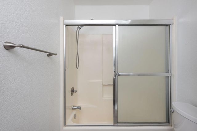 701 N Los Felices Circle W 208, Palm Springs, CA 92262