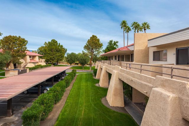 701 N Los Felices Circle W 208, Palm Springs, CA 92262