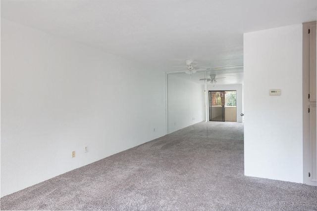 701 N Los Felices Circle W 208, Palm Springs, CA 92262