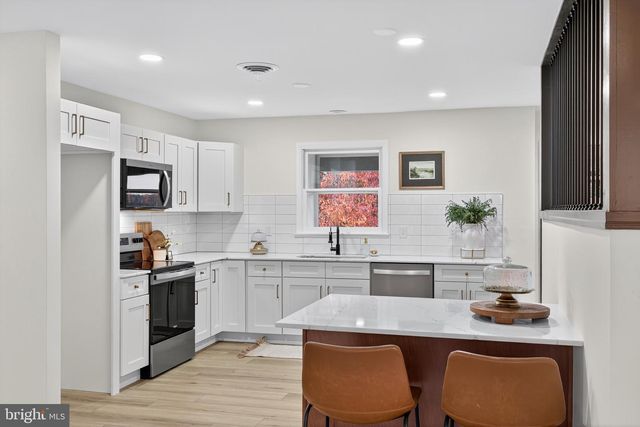 119 OAKS RD, Oxford, PA 19363