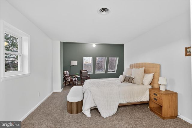 119 OAKS RD, Oxford, PA 19363