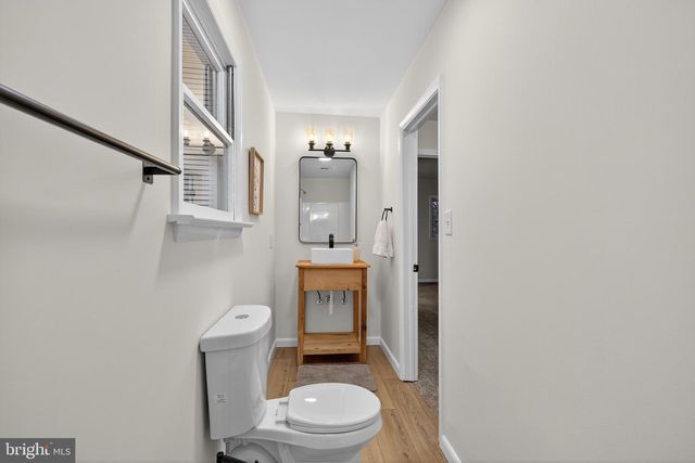 119 OAKS RD, Oxford, PA 19363