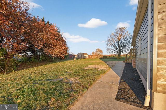 119 OAKS RD, Oxford, PA 19363