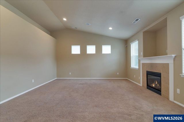 911 Ike Mooney Rd NE, Silverton, OR 97381