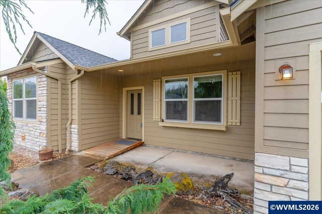 911 Ike Mooney Rd NE, Silverton, OR 97381