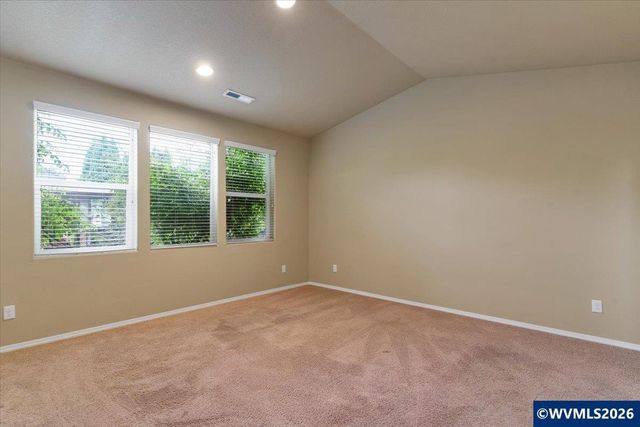911 Ike Mooney Rd NE, Silverton, OR 97381