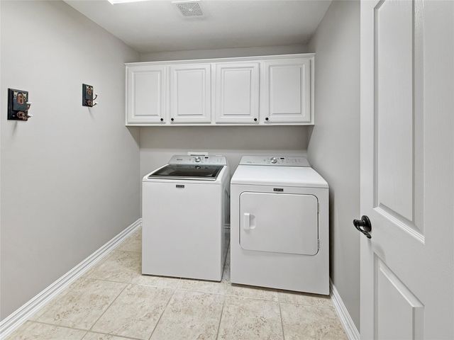 110 W Lansdowne Circle, The Woodlands, TX 77382
