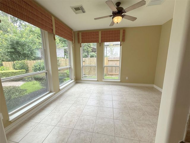 110 W Lansdowne Circle, The Woodlands, TX 77382