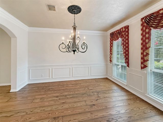 110 W Lansdowne Circle, The Woodlands, TX 77382