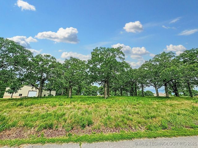 19061 E Wilderness Road, Cookson, OK 74427