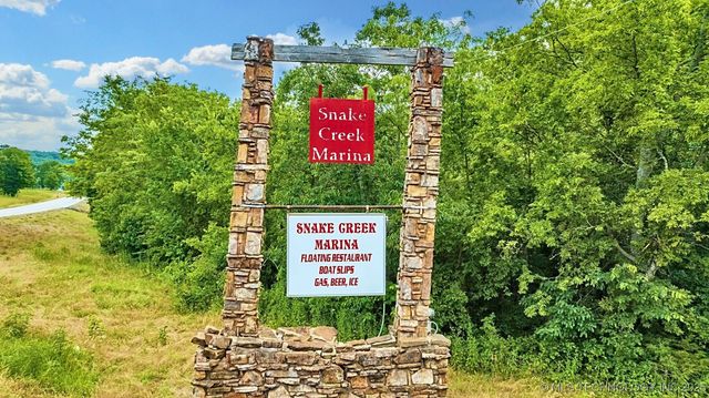 19061 E Wilderness Road, Cookson, OK 74427