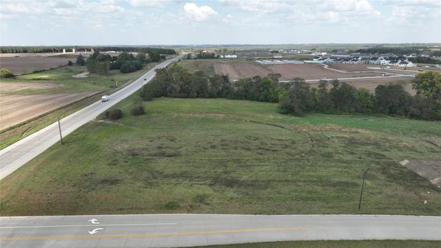 2701 Southbridge Drive, Adel, IA 50003