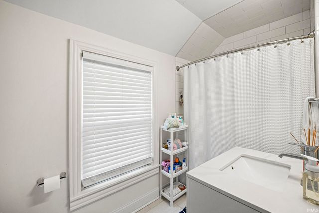 910 Vine Street, West Lafayette, IN 47906