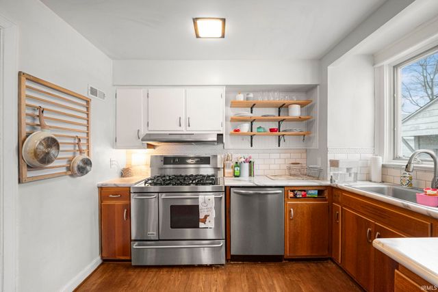 910 Vine Street, West Lafayette, IN 47906