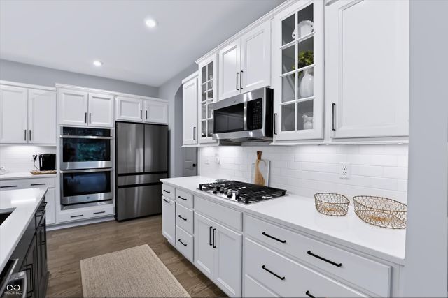 230 Elmsborough Bend, Westfield, IN 46074