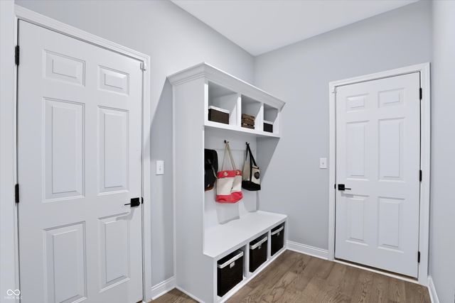 230 Elmsborough Bend, Westfield, IN 46074