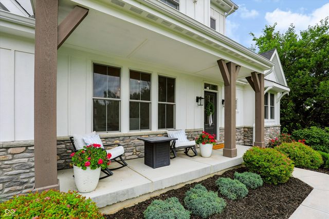 230 Elmsborough Bend, Westfield, IN 46074