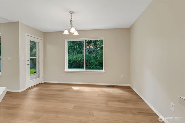 16814 128th Avenue E, Puyallup, WA 98374