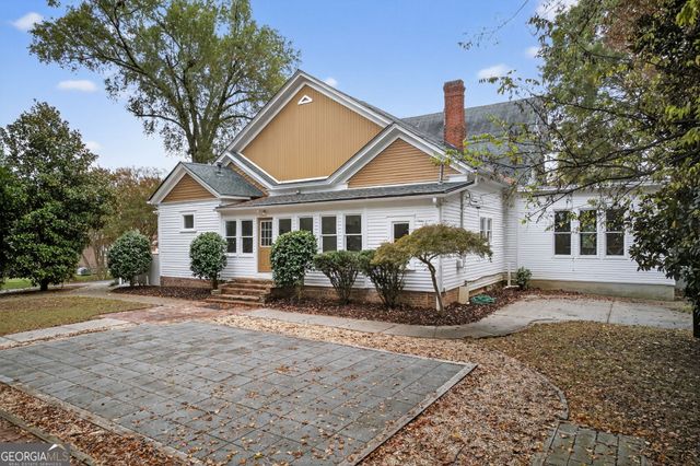 108 King Street, Adairsville, GA 30103