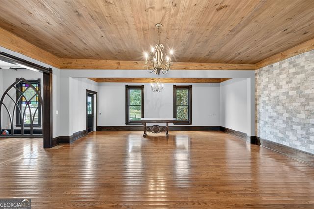 108 King Street, Adairsville, GA 30103