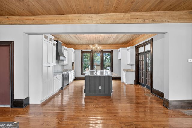 108 King Street, Adairsville, GA 30103