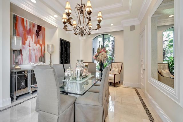 9187 Redonda Drive, Boca Raton, FL 33496