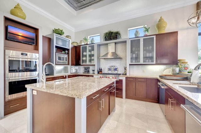 9187 Redonda Drive, Boca Raton, FL 33496