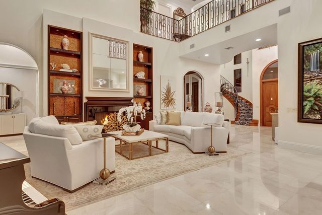 9187 Redonda Drive, Boca Raton, FL 33496