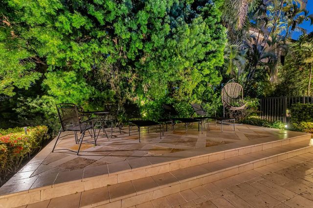 9187 Redonda Drive, Boca Raton, FL 33496