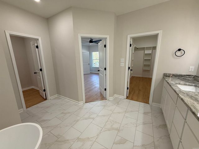 503 Madeleine Circle, Austin, AR 72007