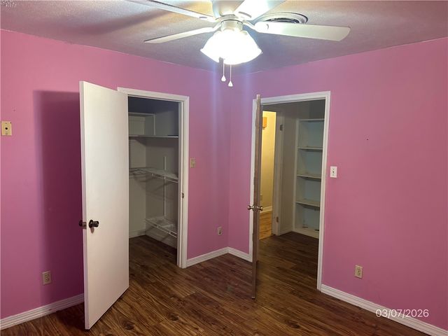 2710 Camelot Drive, Russellville, AR 72801