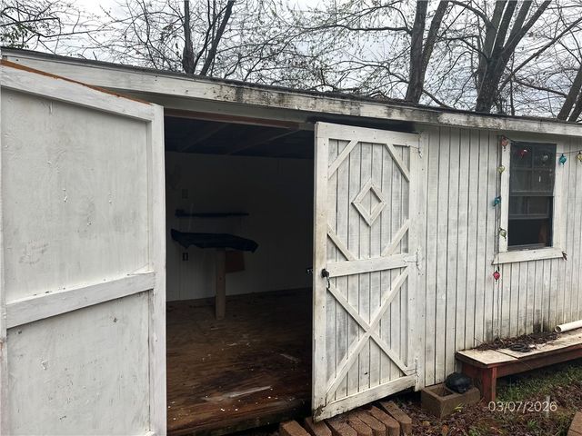 2710 Camelot Drive, Russellville, AR 72801