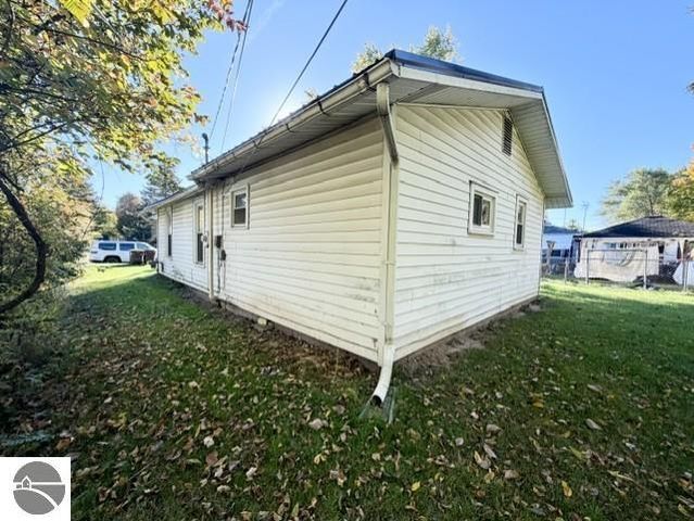422 Rockingham Avenue, Alma, MI 48801