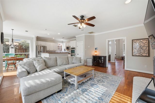 3848 Walden Way, Dallas, TX 75287