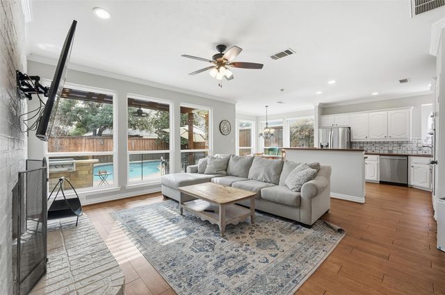 3848 Walden Way, Dallas, TX 75287