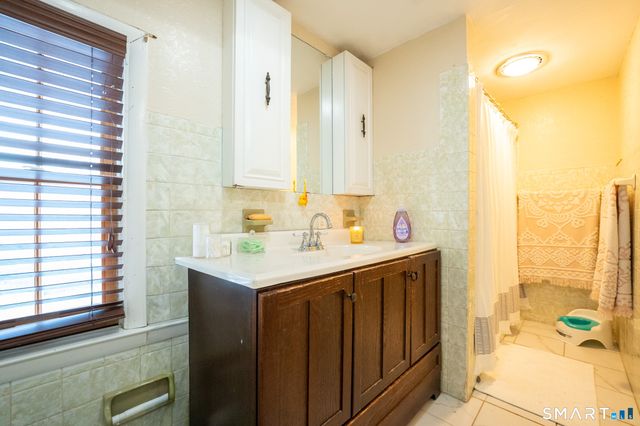 27 Woolsey Street, New Haven, CT 06513