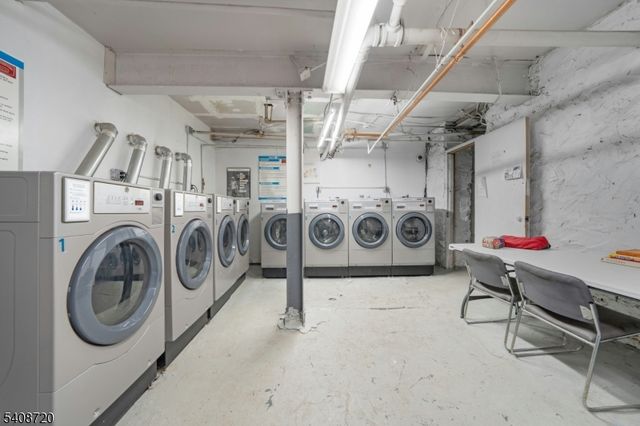 277 Harrison Ave, Jersey City, NJ 07304