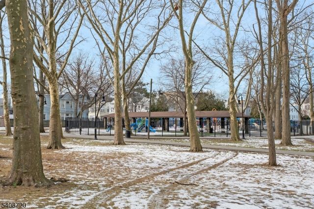 277 Harrison Ave, Jersey City, NJ 07304