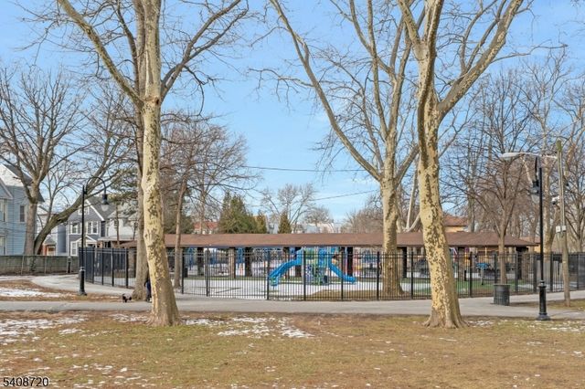 277 Harrison Ave, Jersey City, NJ 07304