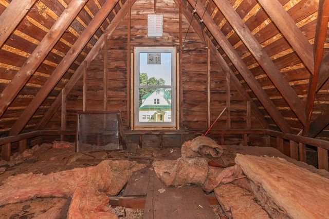 205 W Sherwood Street, Decatur, MI 49045