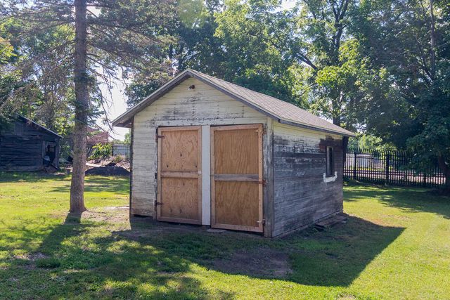 205 W Sherwood Street, Decatur, MI 49045