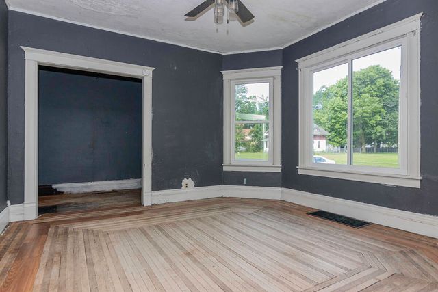 205 W Sherwood Street, Decatur, MI 49045