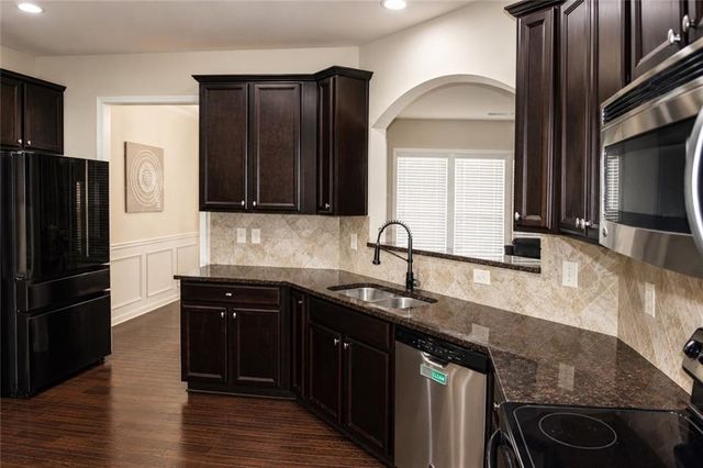 730 Middleton Place, Alpharetta, GA 30004