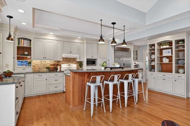 35 Richardson Rd, Belmont, MA 02478