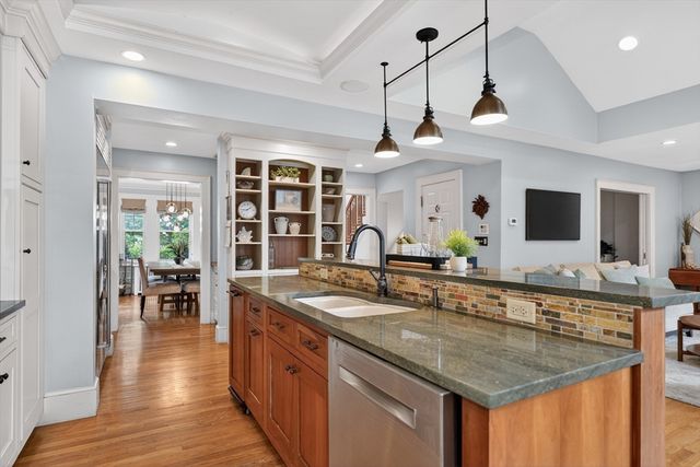 35 Richardson Rd, Belmont, MA 02478