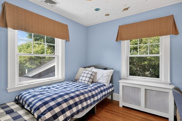 35 Richardson Rd, Belmont, MA 02478