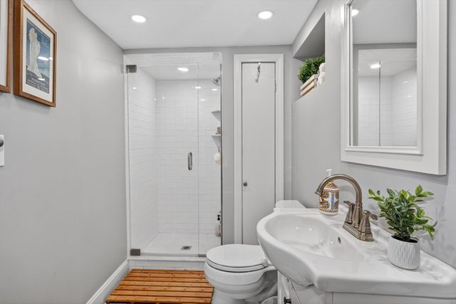 35 Richardson Rd, Belmont, MA 02478