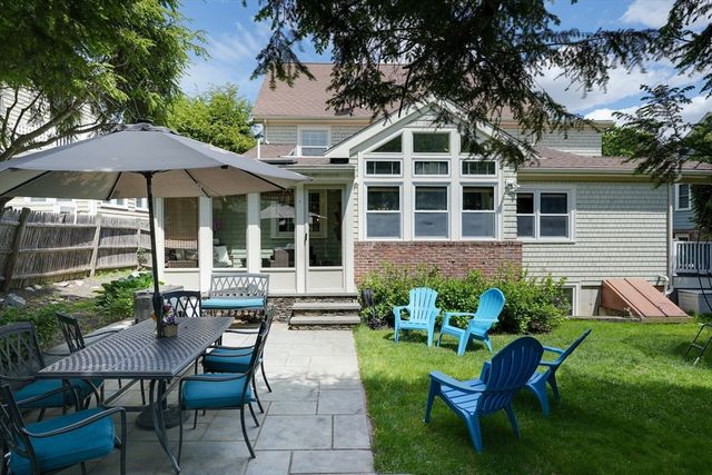 35 Richardson Rd, Belmont, MA 02478